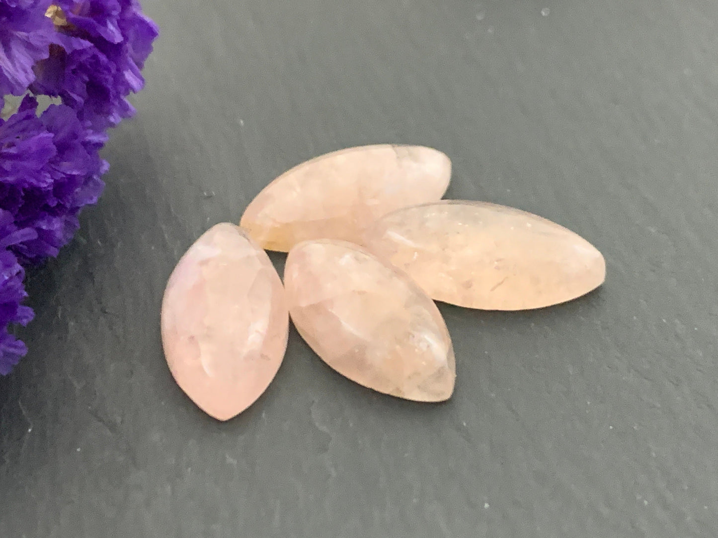 Salmon Morganite marquise 10x20mm cabochon - Calibrated cabochons