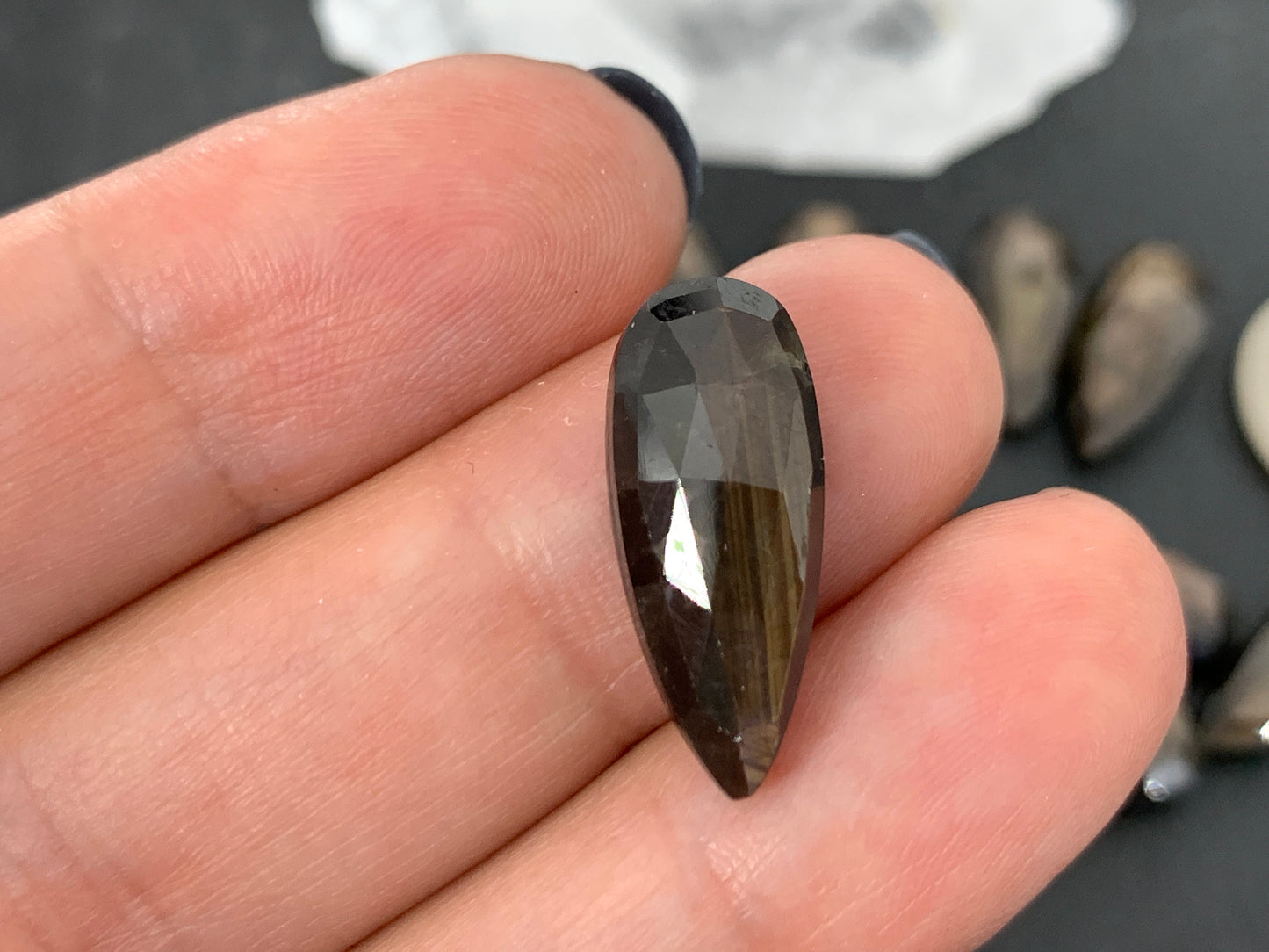 Faceted Star Sapphire pear 8x20mm cabochon