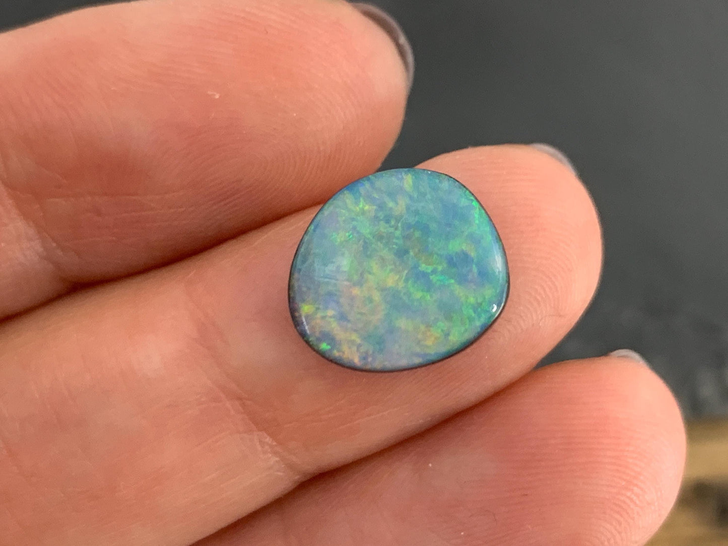 Australian Opal doublet 11x12x3mm cabochon