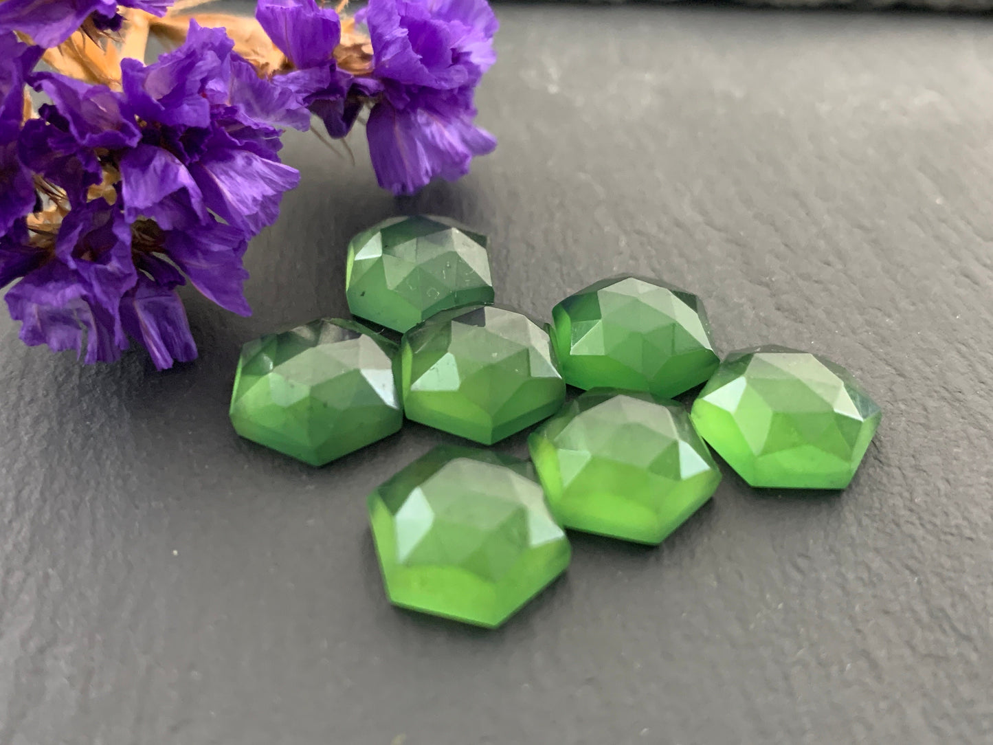 Faceted Serpentine hexagon 8, 9, 10mm cabochon