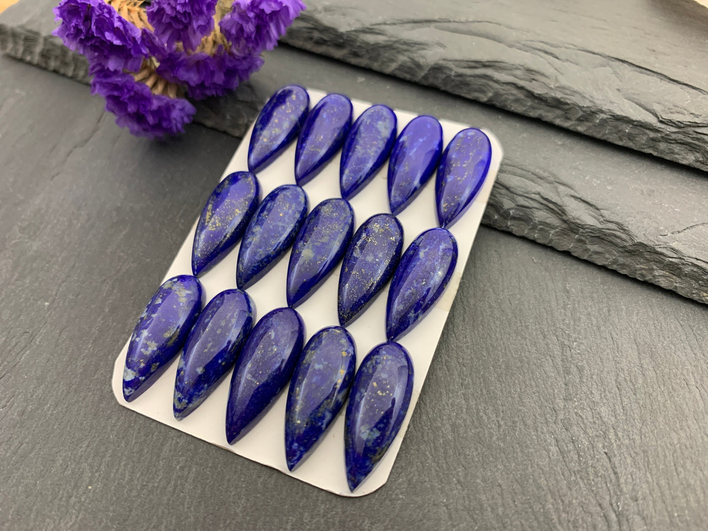 Lapis Lazuli pear 10x25mm cabochon - Calibrated cabochons