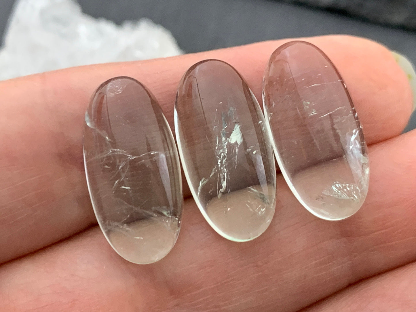 Green Amethyst oval 10x20mm cabochon - Calibrated cabochons