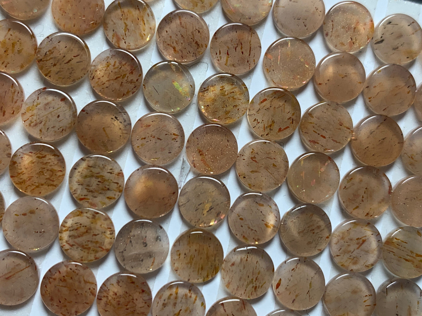 Flat Gold Sunstone round 6mm cabochon - Calibrated cabochons