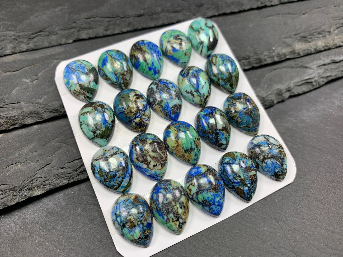 Azurite pear 13x18mm cabochon - Calibrated cabochons