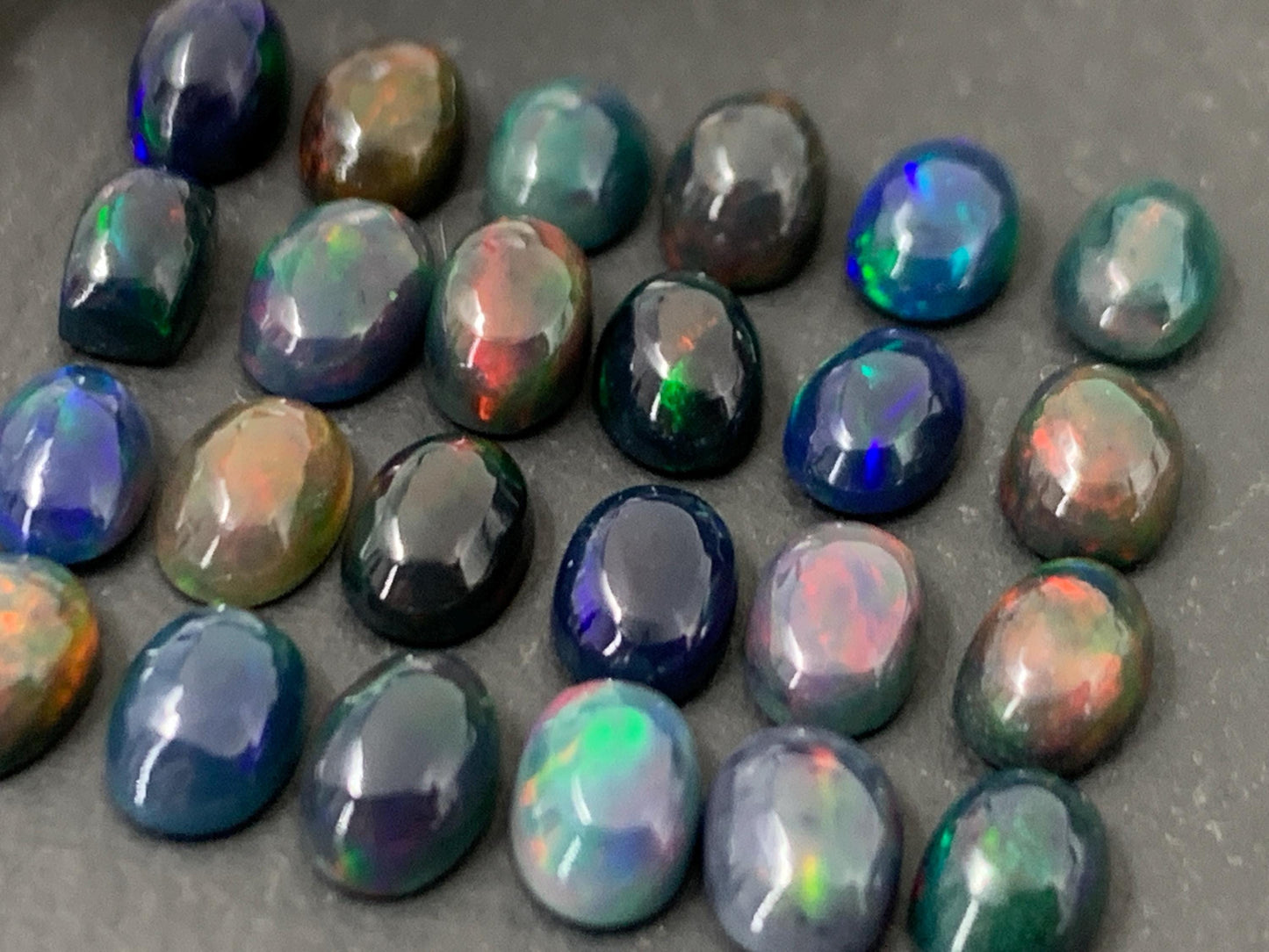 Black Ethiopian Opal oval 4x6mm cabochon