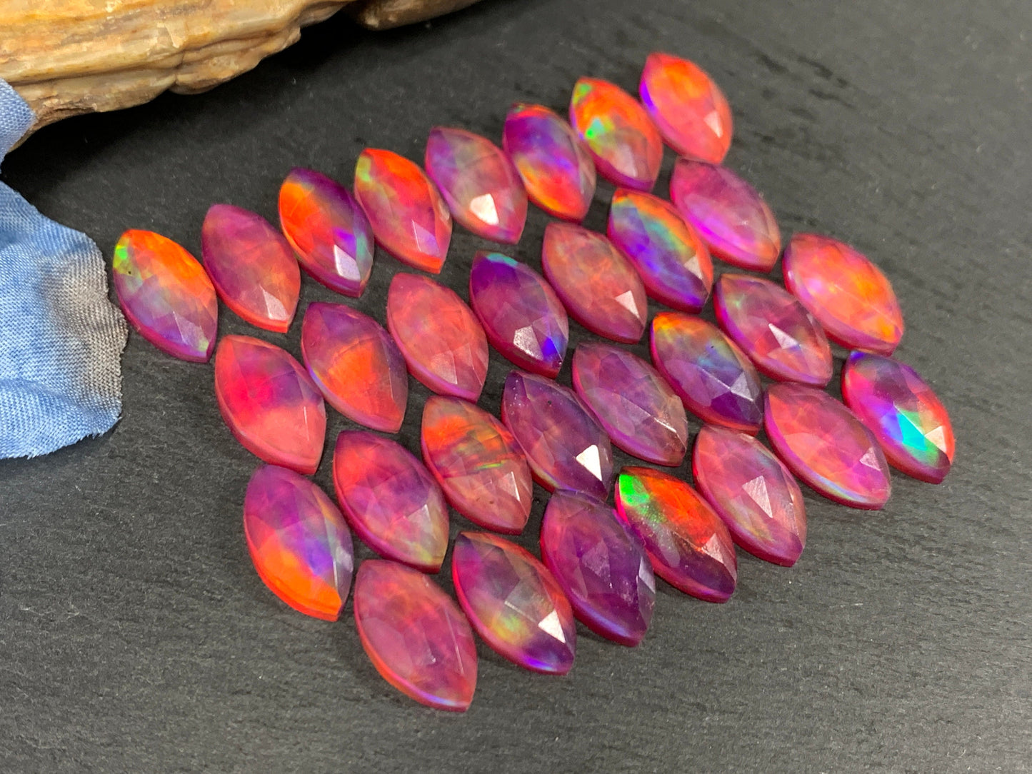 Faceted Aurora Opal marquise 8x16mm cabochon - Doublet cabochons