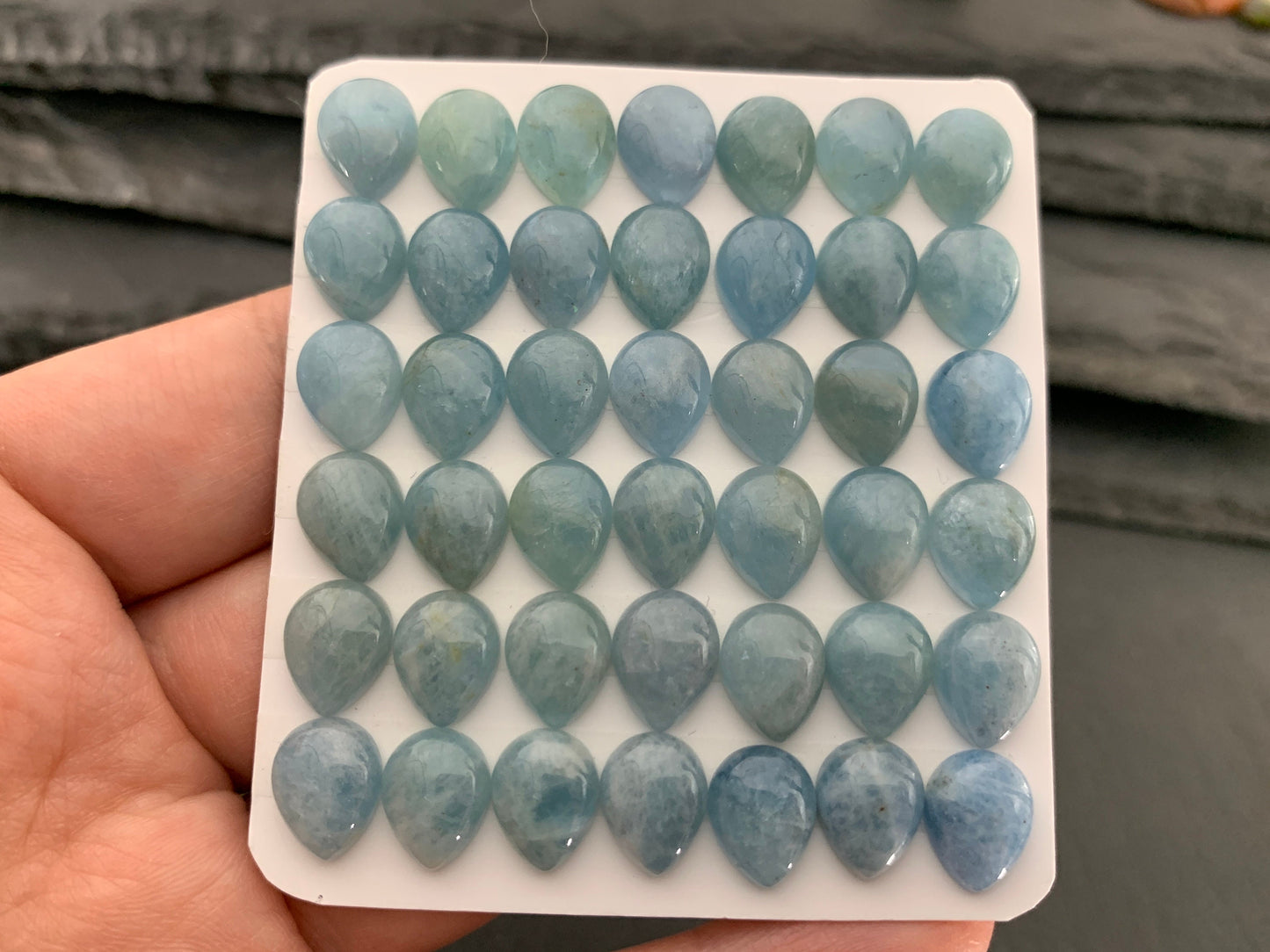 Aquamarine pear 8x10mm cabochon - Calibrated cabochons