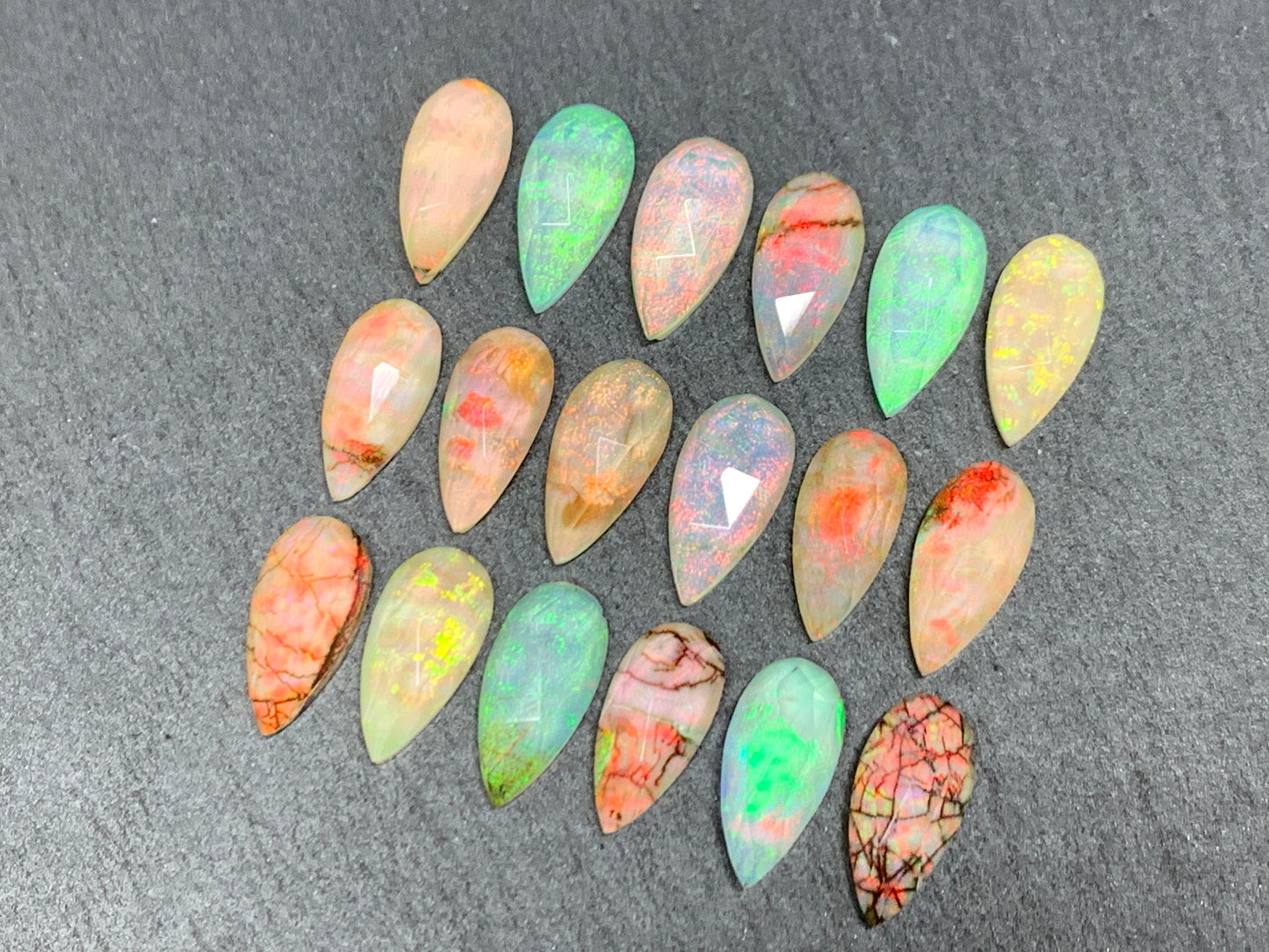 Faceted Monarch Opal pear 7x15mm cabochons - Doublet cabochons