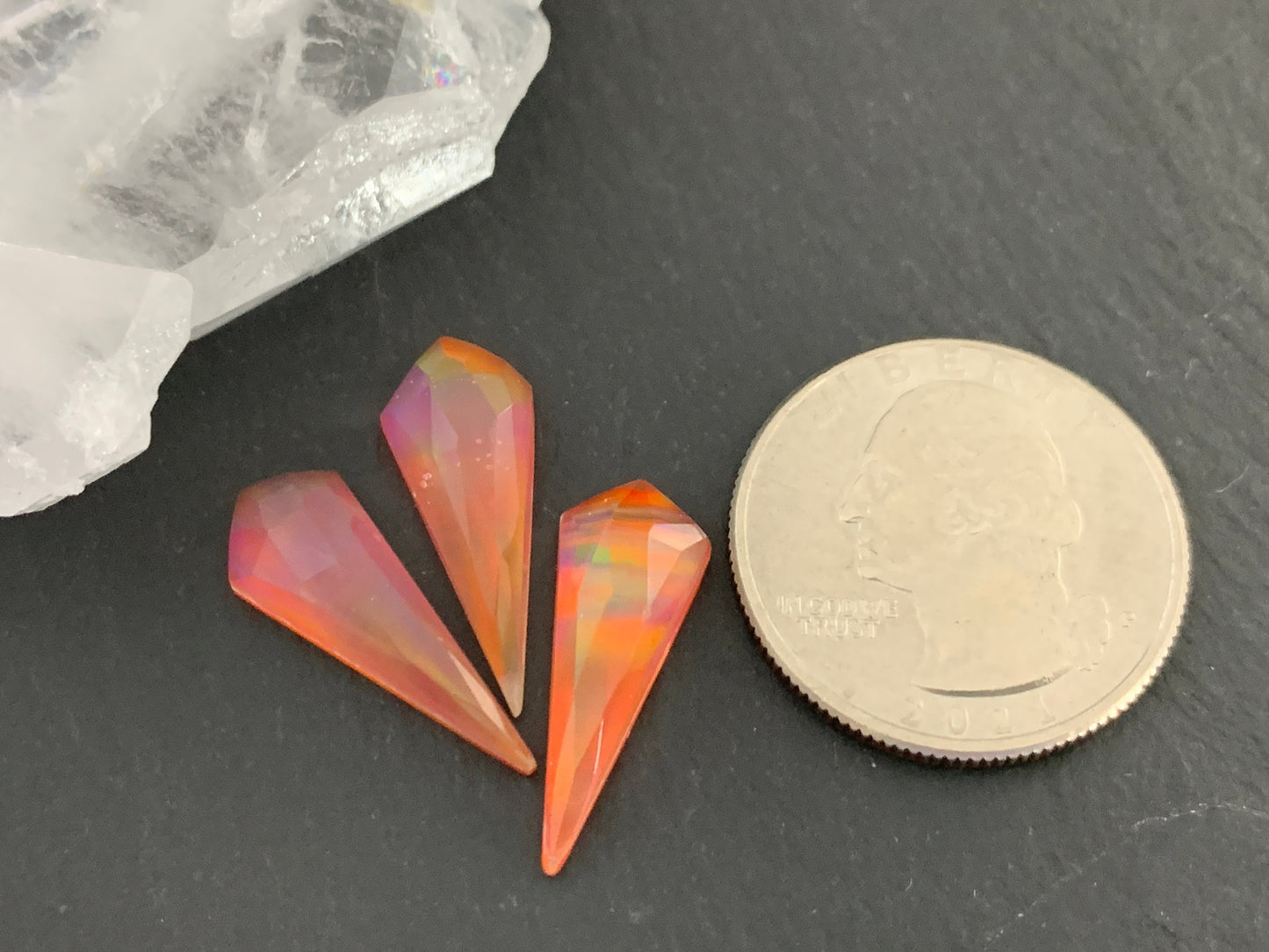 Faceted Aurora Opal kite 8x20mm cabochon - Doubte cabochon