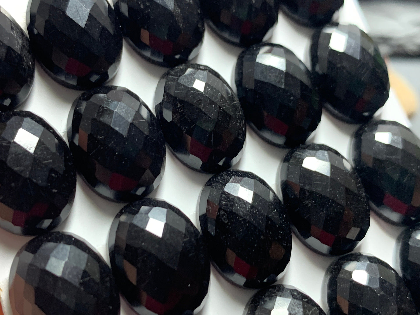 Faceted Jet oval 12x16mm cabochon - Calibrated cabochons