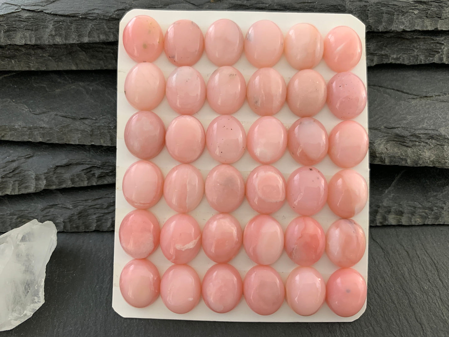 Pink Opal oval 10x12mm cabochon - Calibrated cabochons
