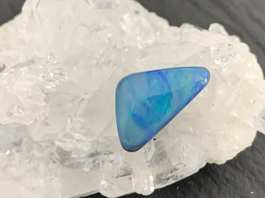 Australian Opal Doublet 6x12x4mm cabochon