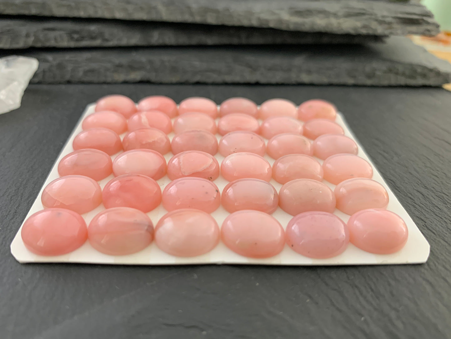 Pink Opal oval 10x12mm cabochon - Calibrated cabochons