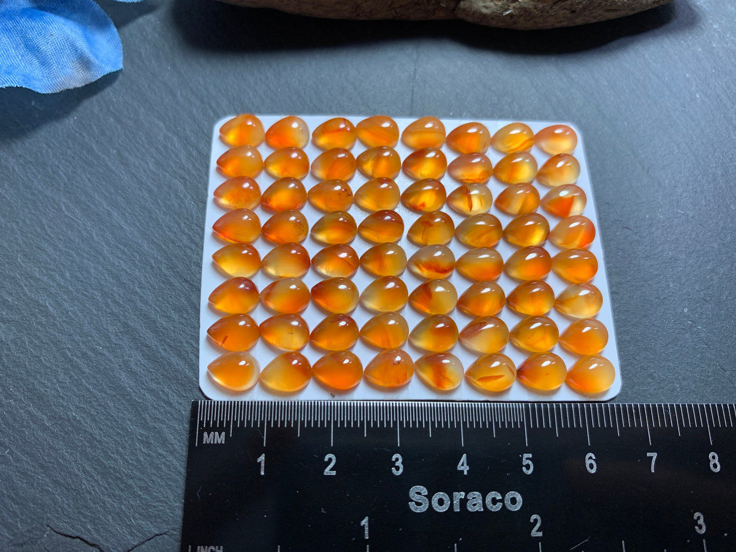 Carnelian pear 6x8mm cabochon - Calibrated cabochons