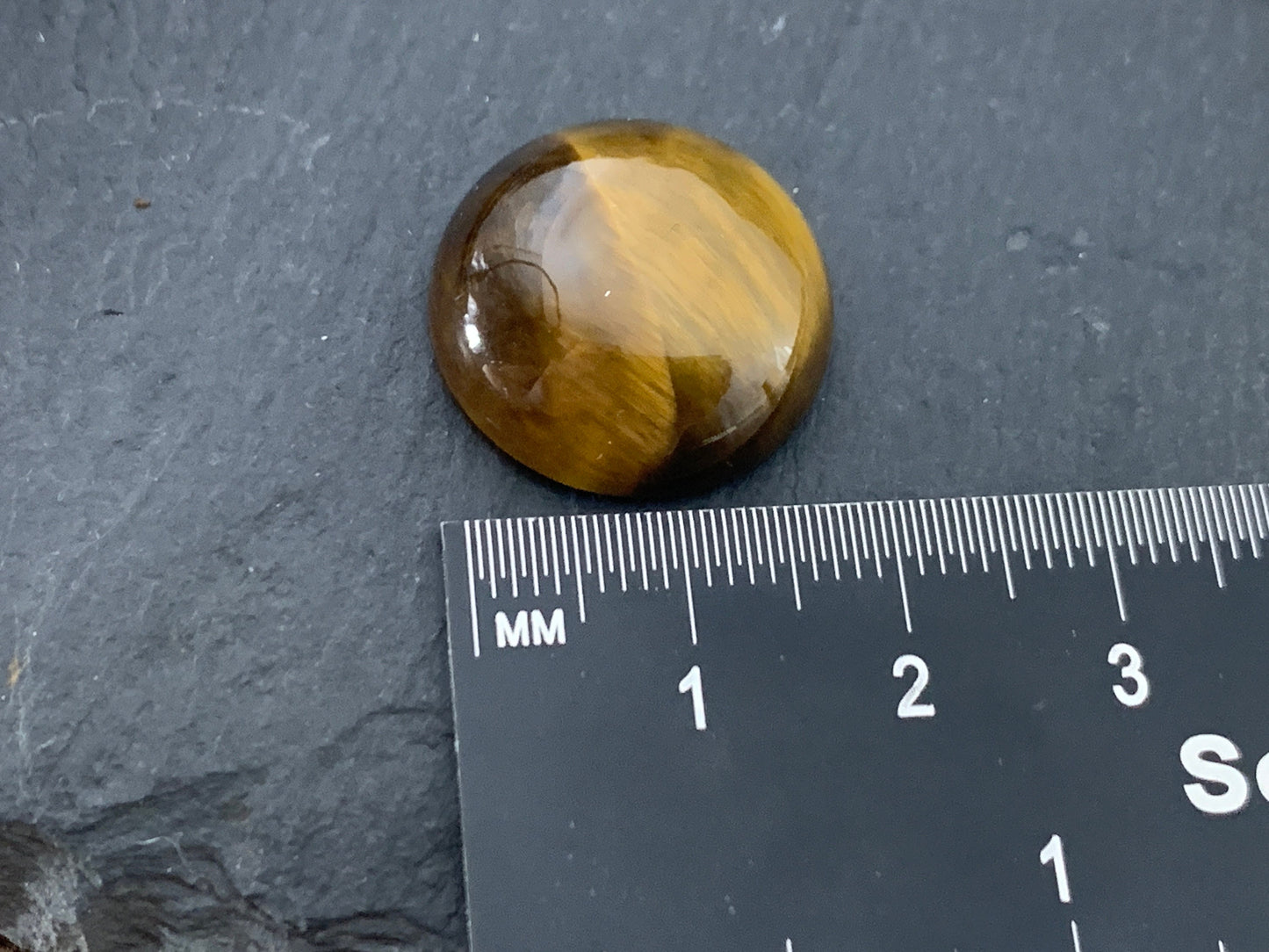 Tiger Eye round 20mm cabochon - Calibrated cabochons