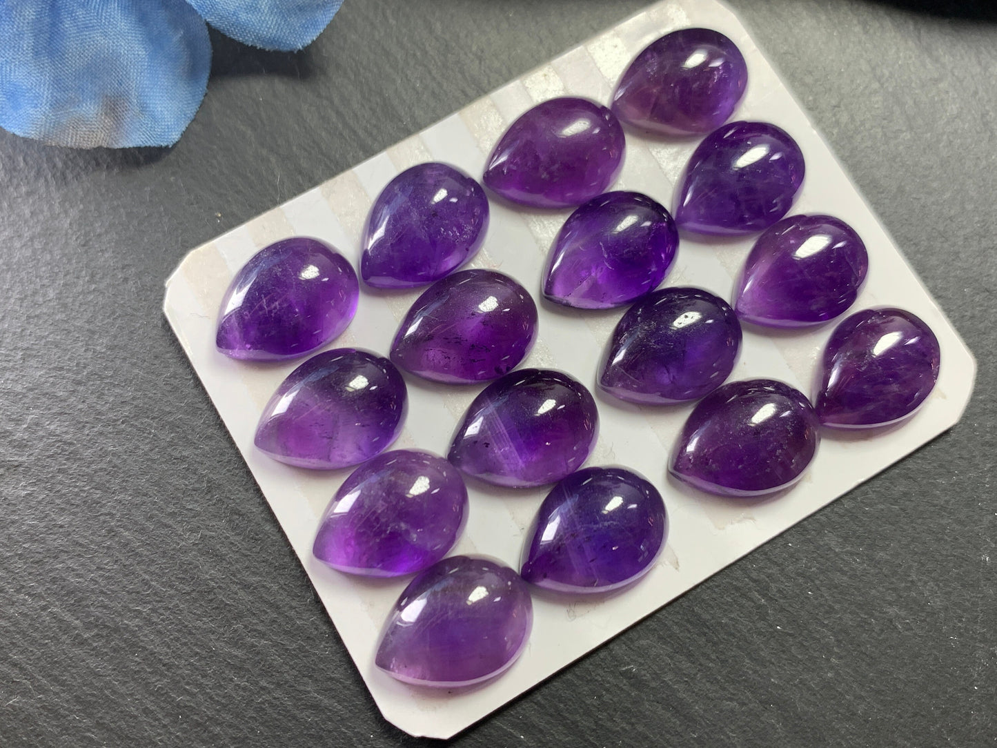 Amethyst pear 12x16mm Cabochon