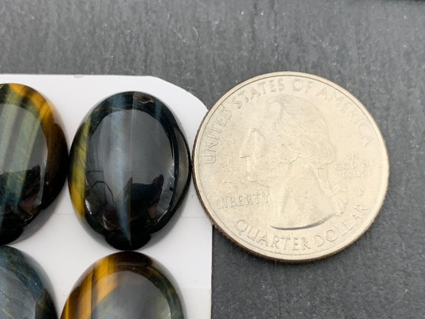 Yellow Blue Tiger Eye oval 15x20mm cabochon - Calibrated cabochons