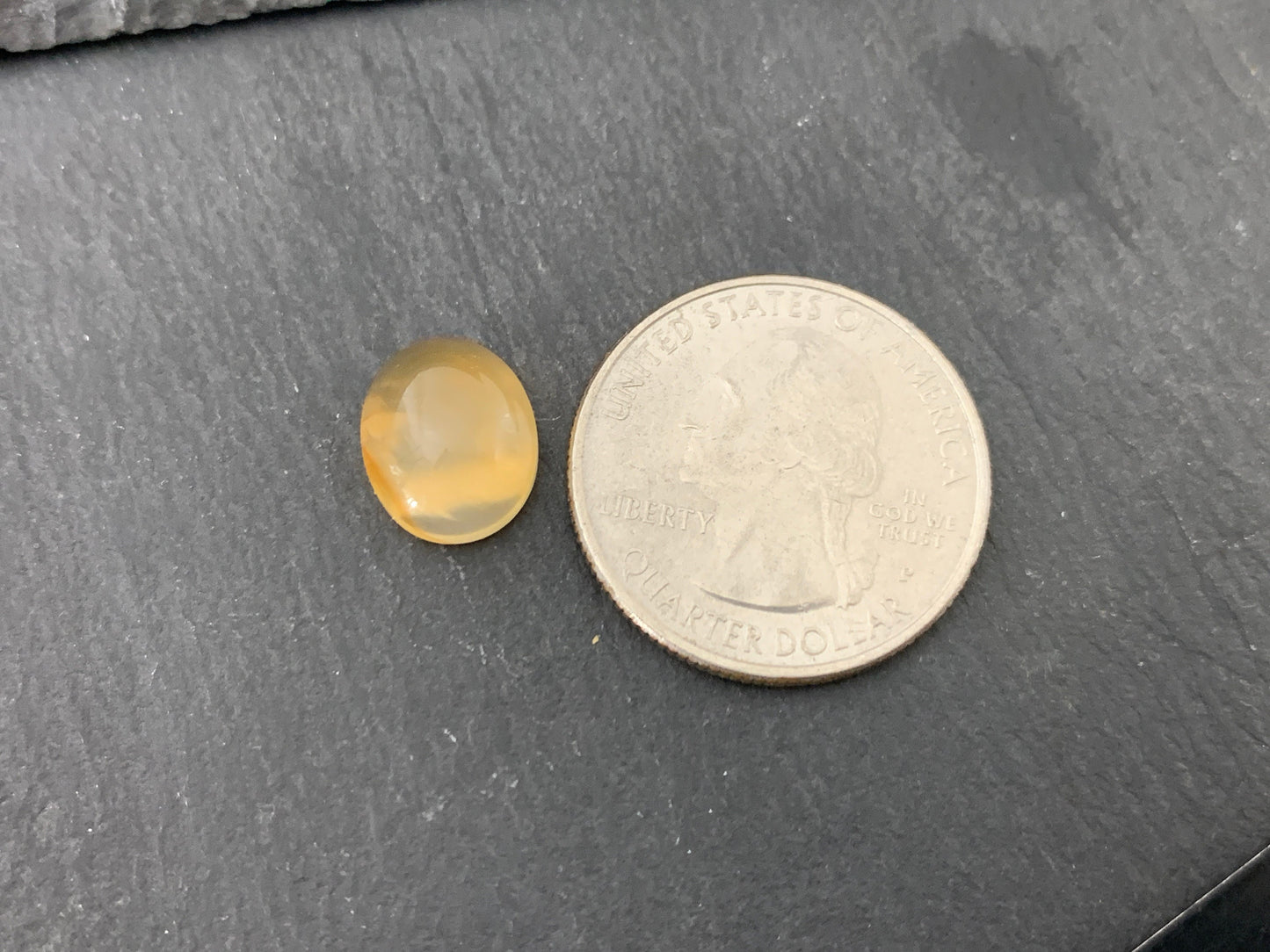 Carnelian oval 10x12mm cabochon - Calibrated cabochons