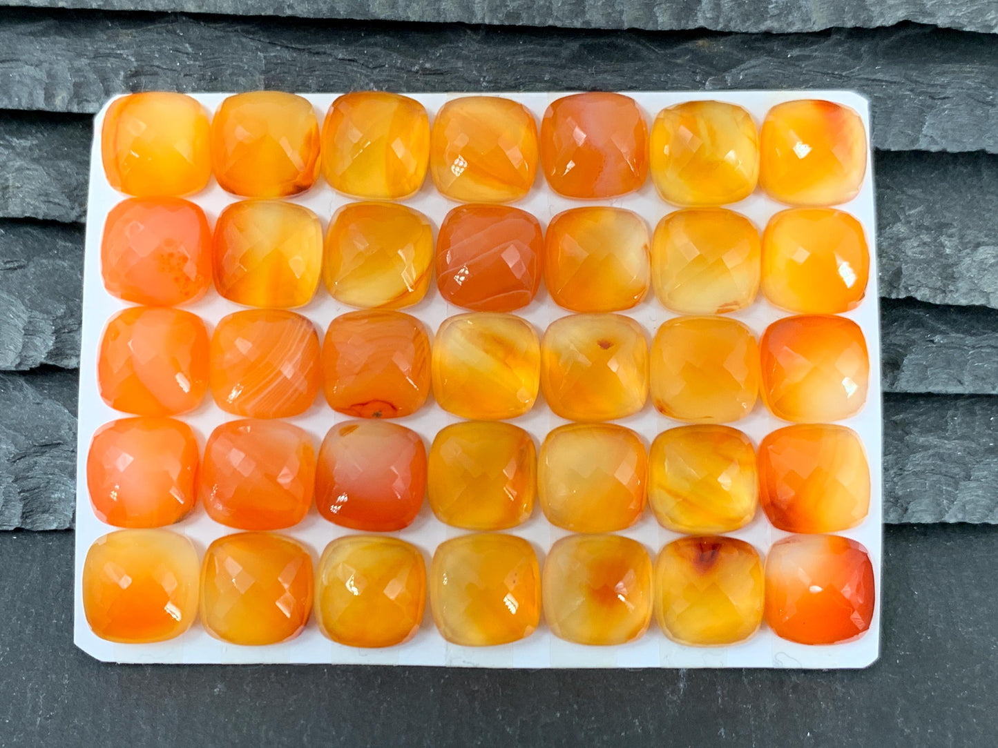 Faceted Carnelian square cushion 10mm cabochon - Calibrated cabochons