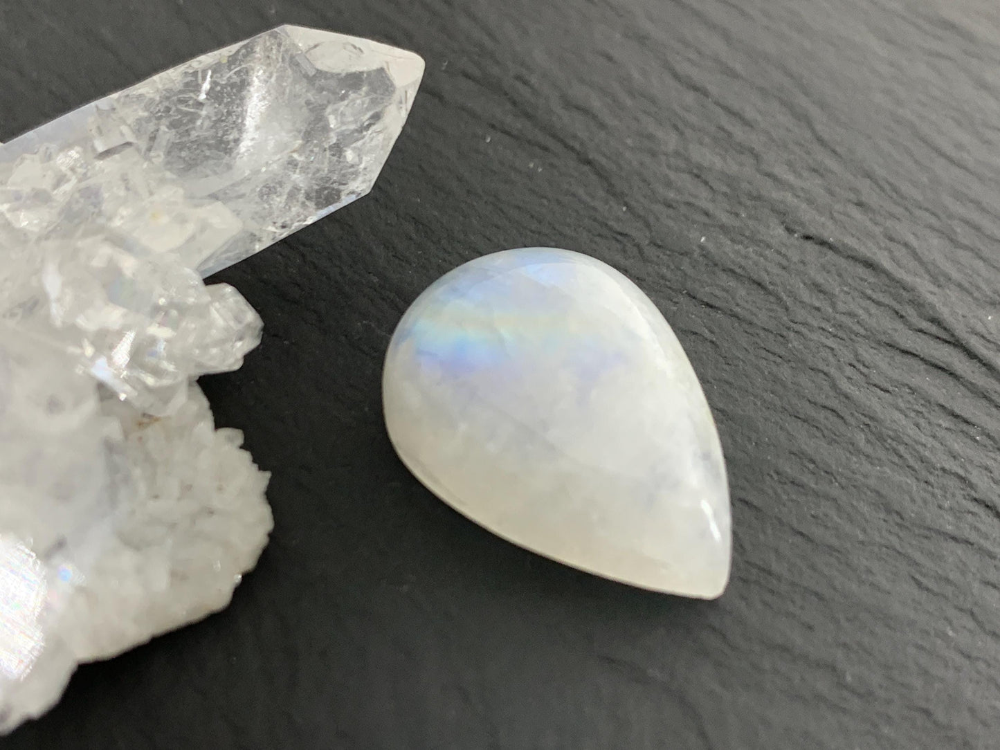 Rainbow Moonstone 20x14x7mm cabochon