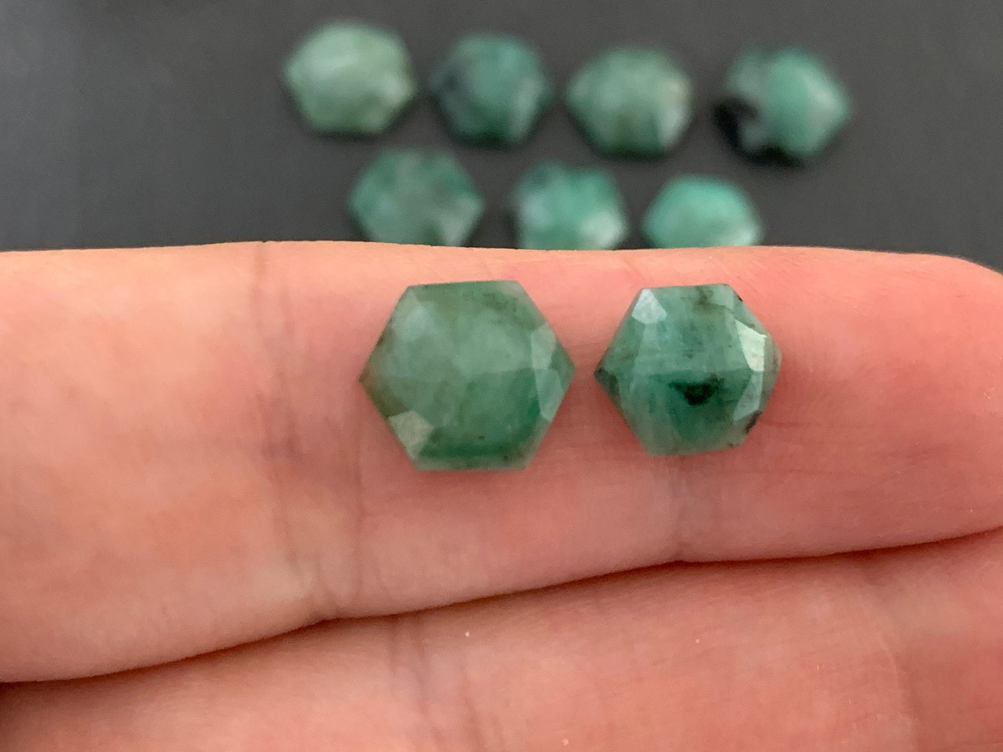Faceted Emerald hexagon 8mm cabochon