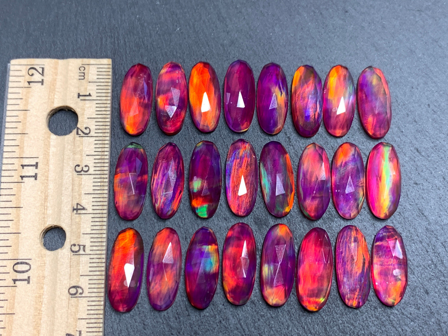 Faceted Aurora Opal oval 8x20mm cabochon - Doublet cabochons