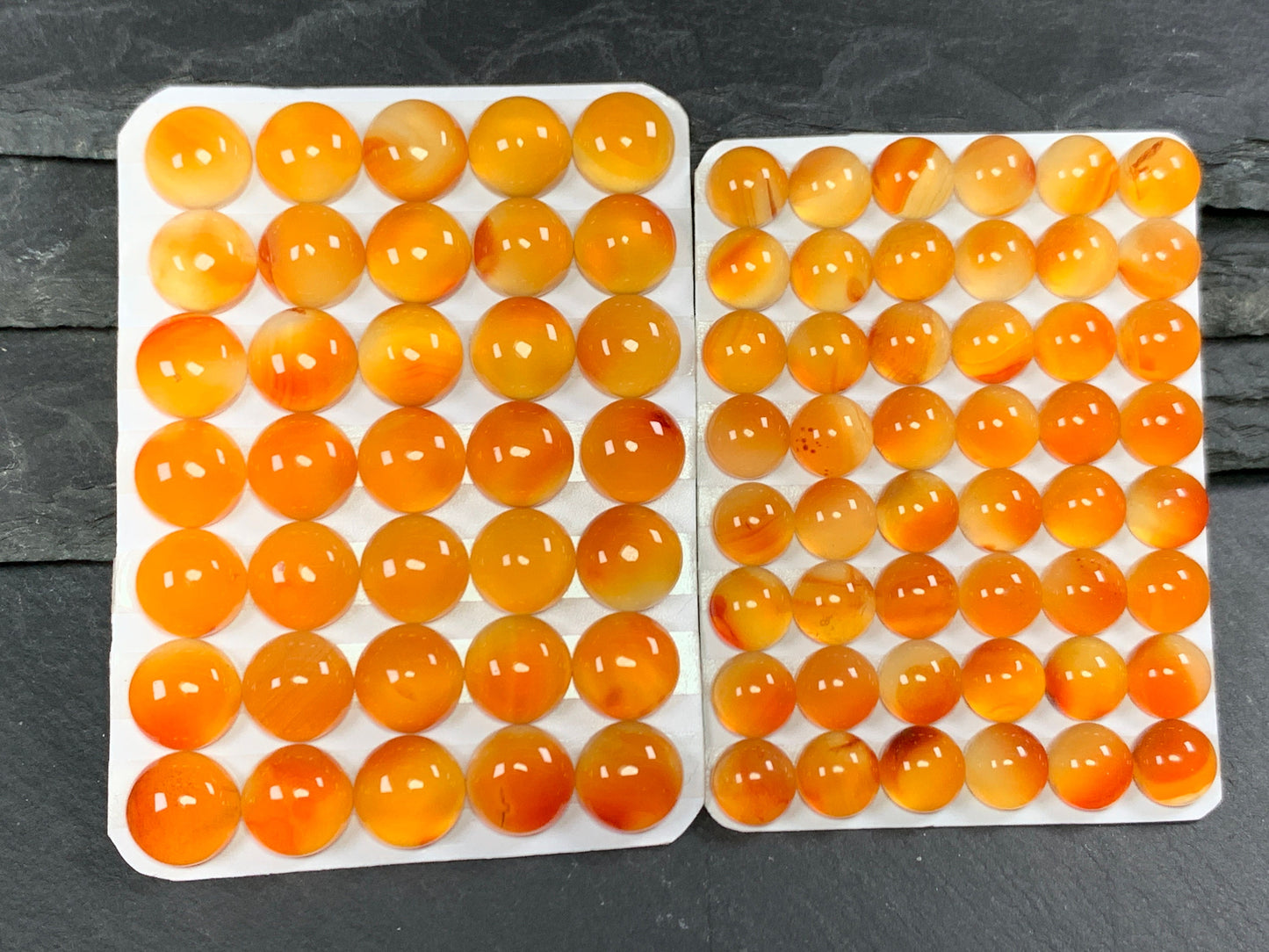 Carnelian round 8mm, 10mm cabochon - Calibrated cabochons