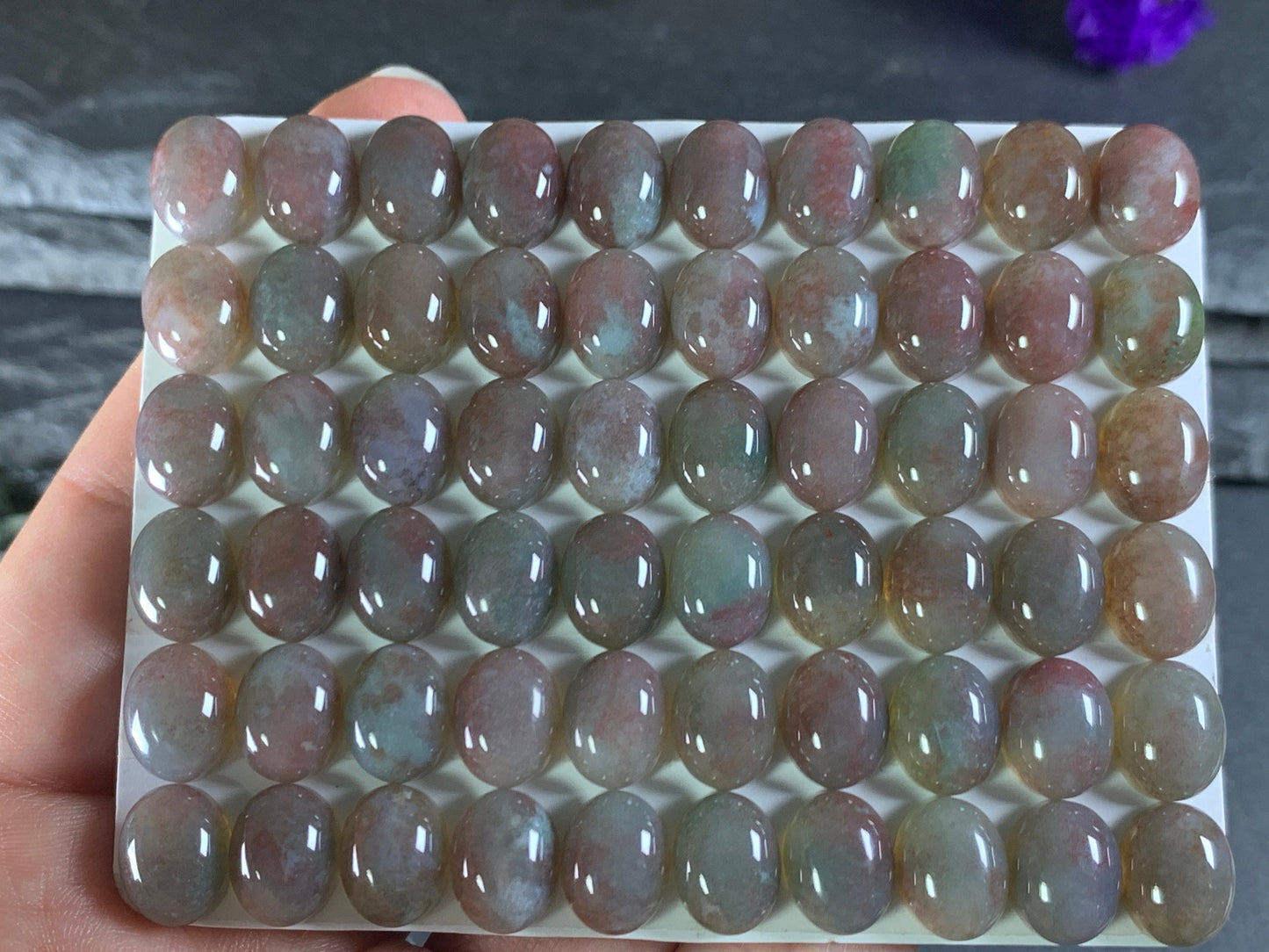 Blood Stone oval 8x10mm cabochon