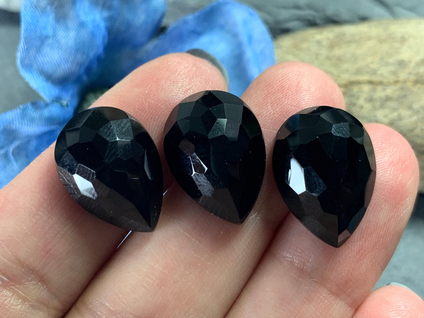 Faceted black Agate pear 13x18mm cabochon