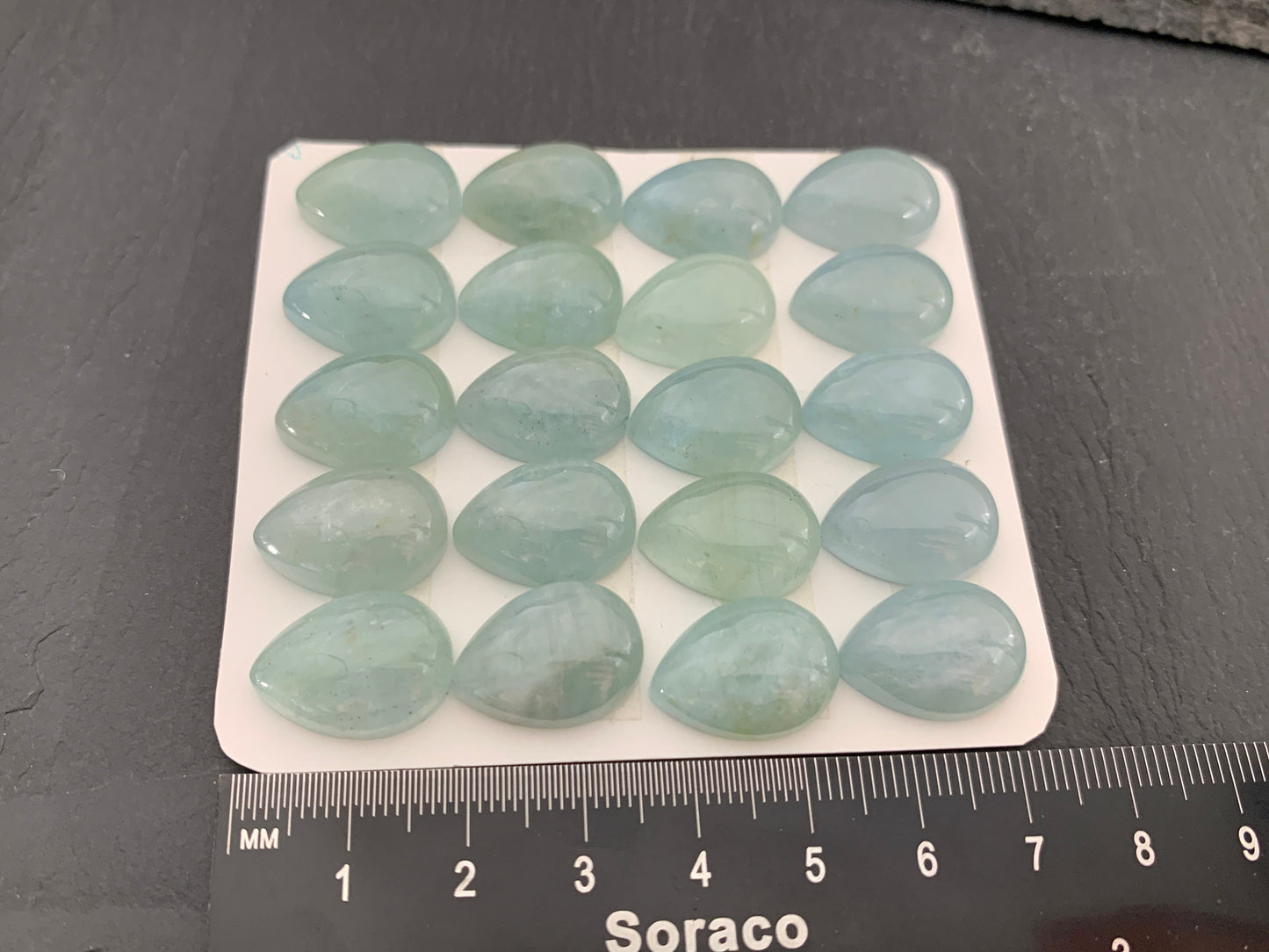Aquamarine pear 13x18mm cabochon - Calibrated cabochons