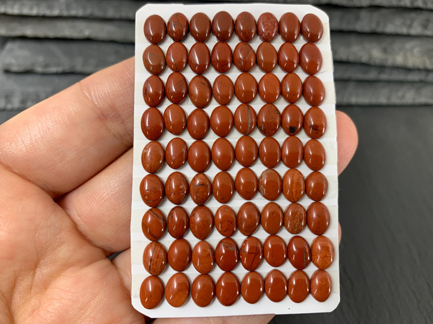Red Jasper oval 5x7mm cabochon - Calibrated cabochons
