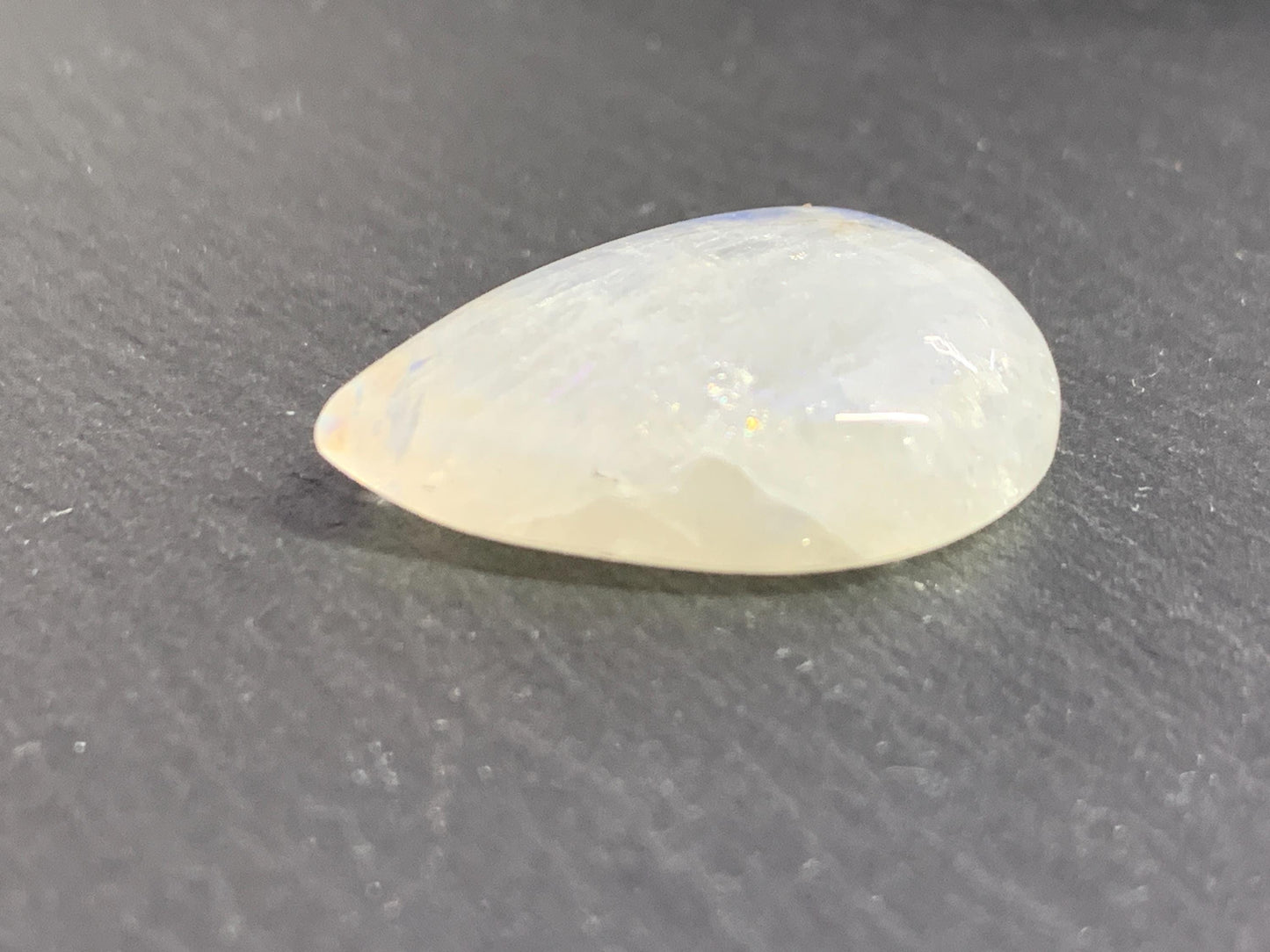 Rainbow Moonstone cabochon 22x14x7mm