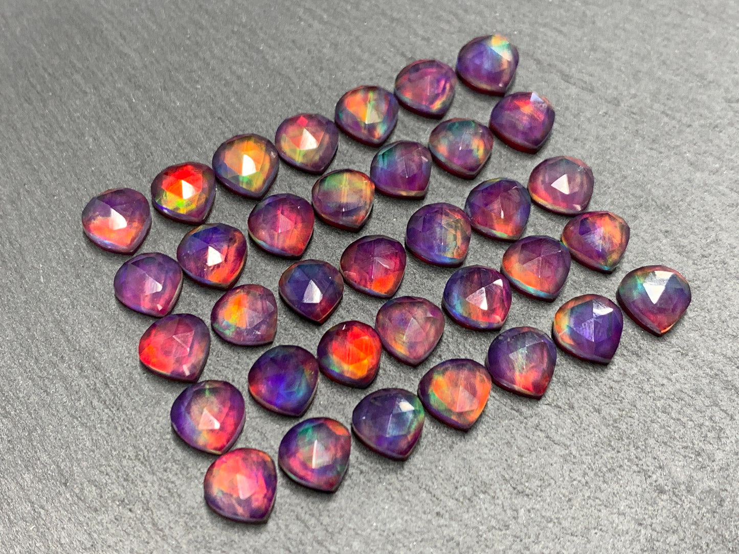 Faceted Aurora Opal pear 8mm cabochon - Doublet cabochons