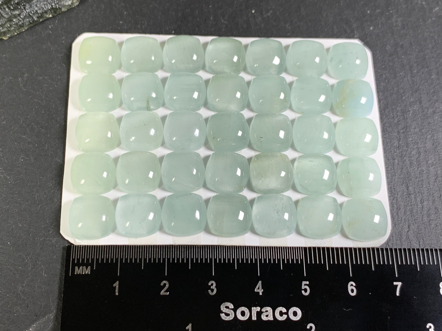 Aquamarine square cushion 10mm cabochon - Calibrated cabochons