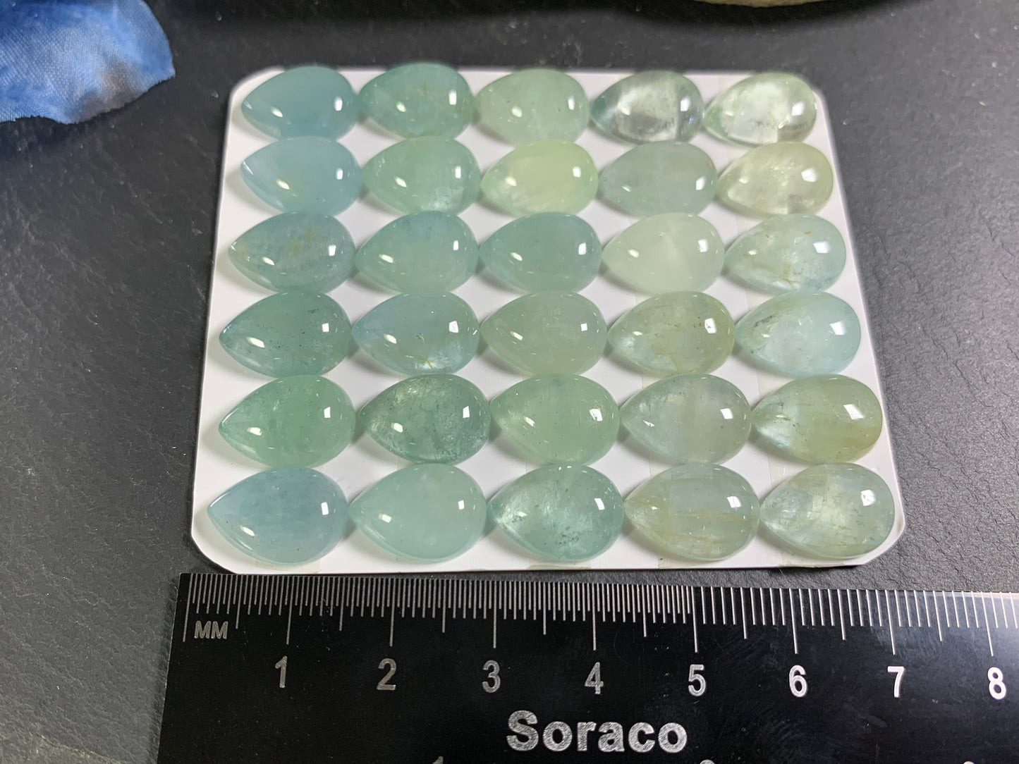 Aquamarine pear 10x14mm cabochon - Calibrated cabochons