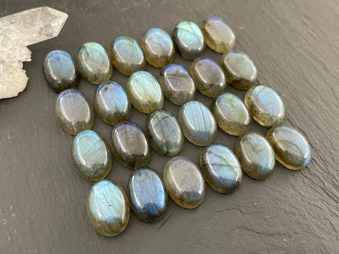 Natural Labradorite Cabochon: Oval Gemstone (10x14mm)