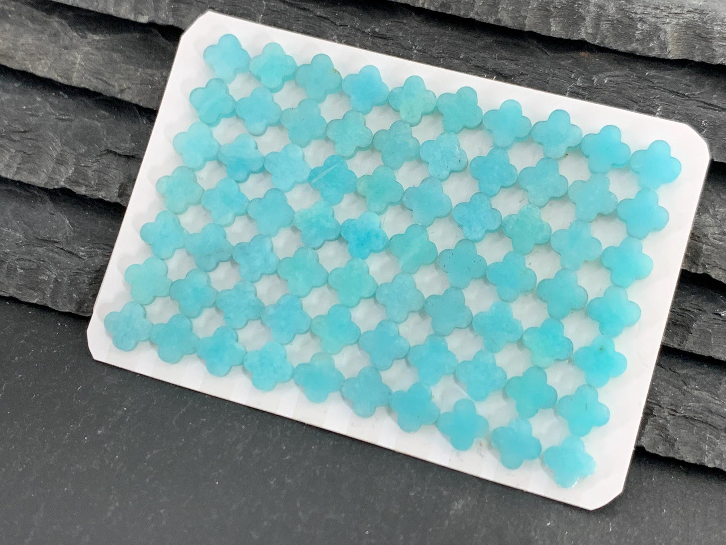 Flat Amazonite clover 6mm cabochon - Calibrated cabochons