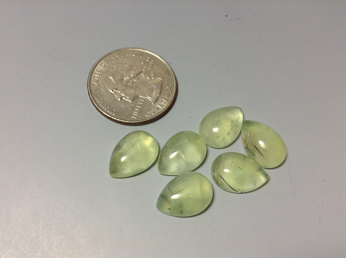 Prehnite pear 10x14mm Cabochon Calibrated cabochons