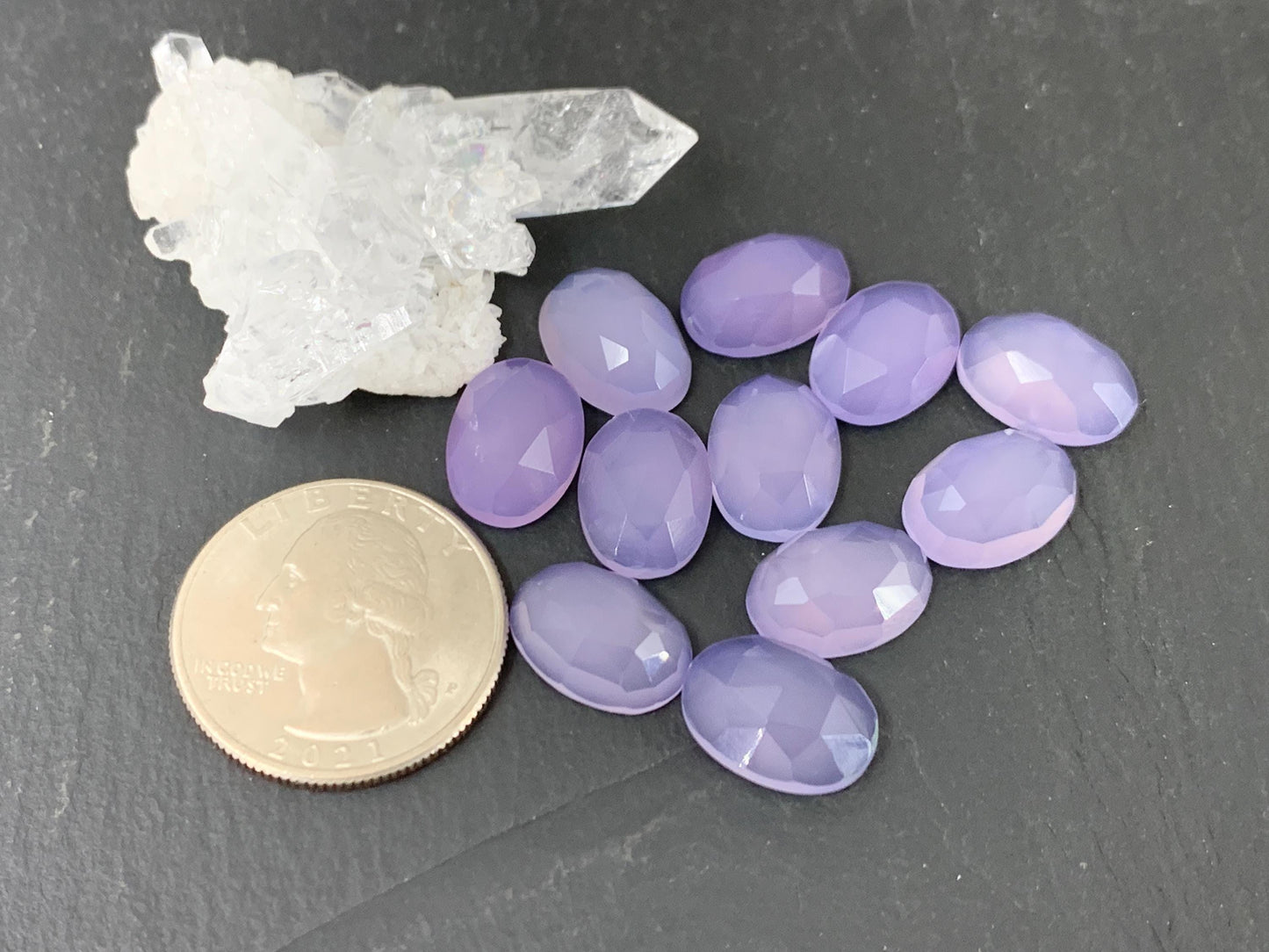 Lavender Chalcedony oval 10x14mm cabochon