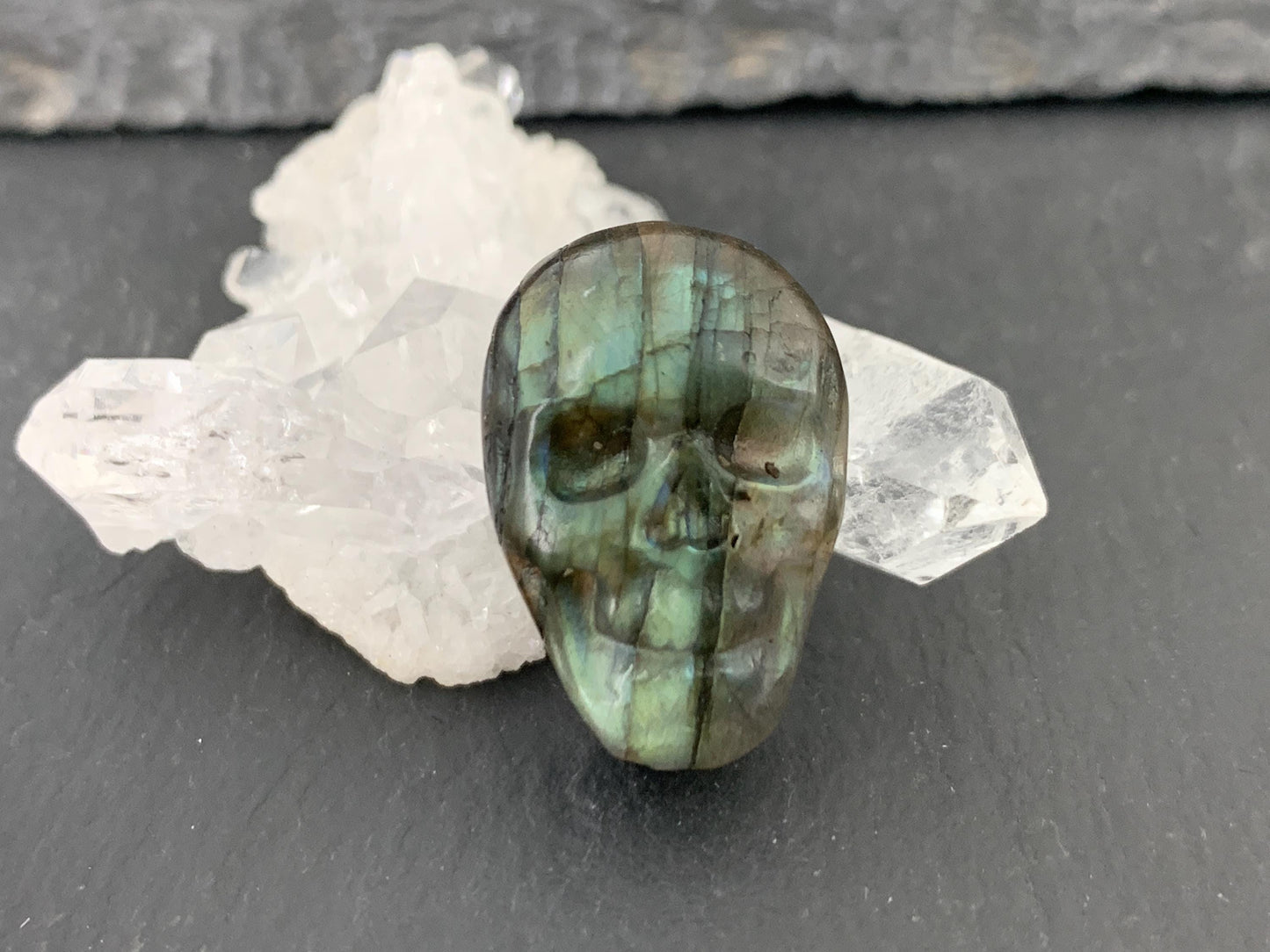 Labradorite Skull Cabochon 15x21mm, Labradorite Skull, Natural Gemstone, Halloween Jewelry, Handcrafted Accessory