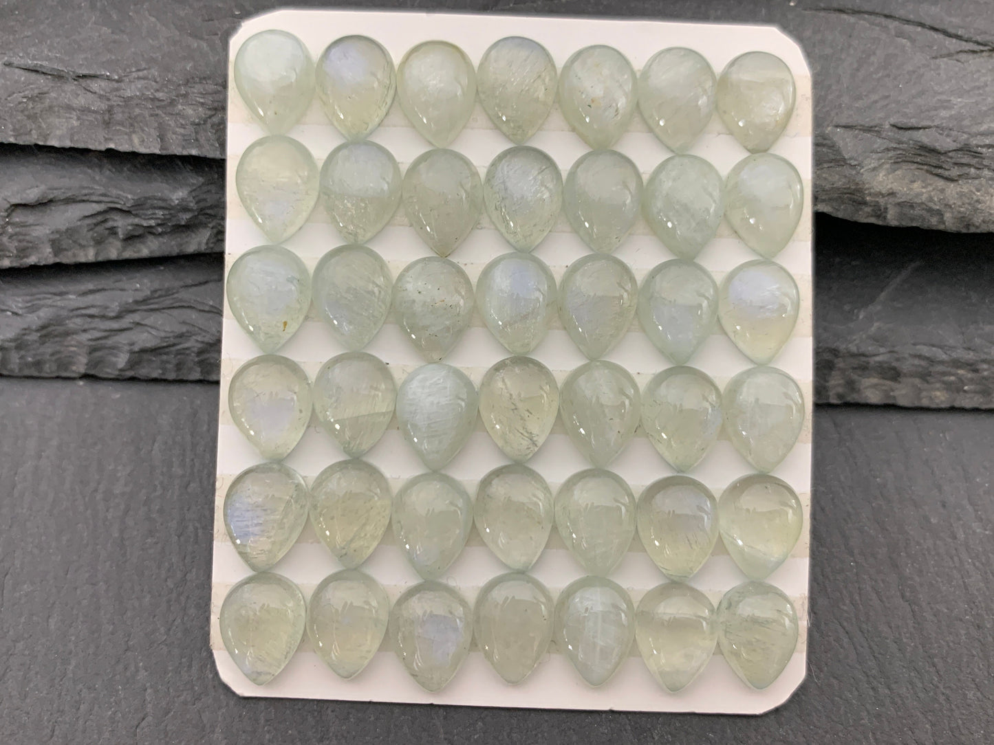 Green Moonstone pear 8x10mm cabochon - Calibrated Cabochons