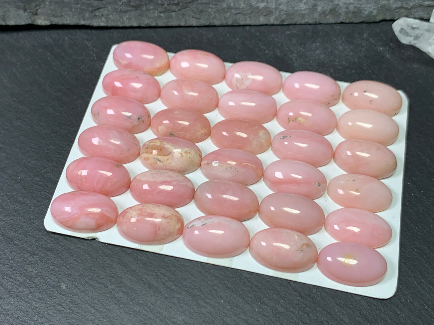 Pink Opal oval 10x16mm cabochon - Calibrated cabochon