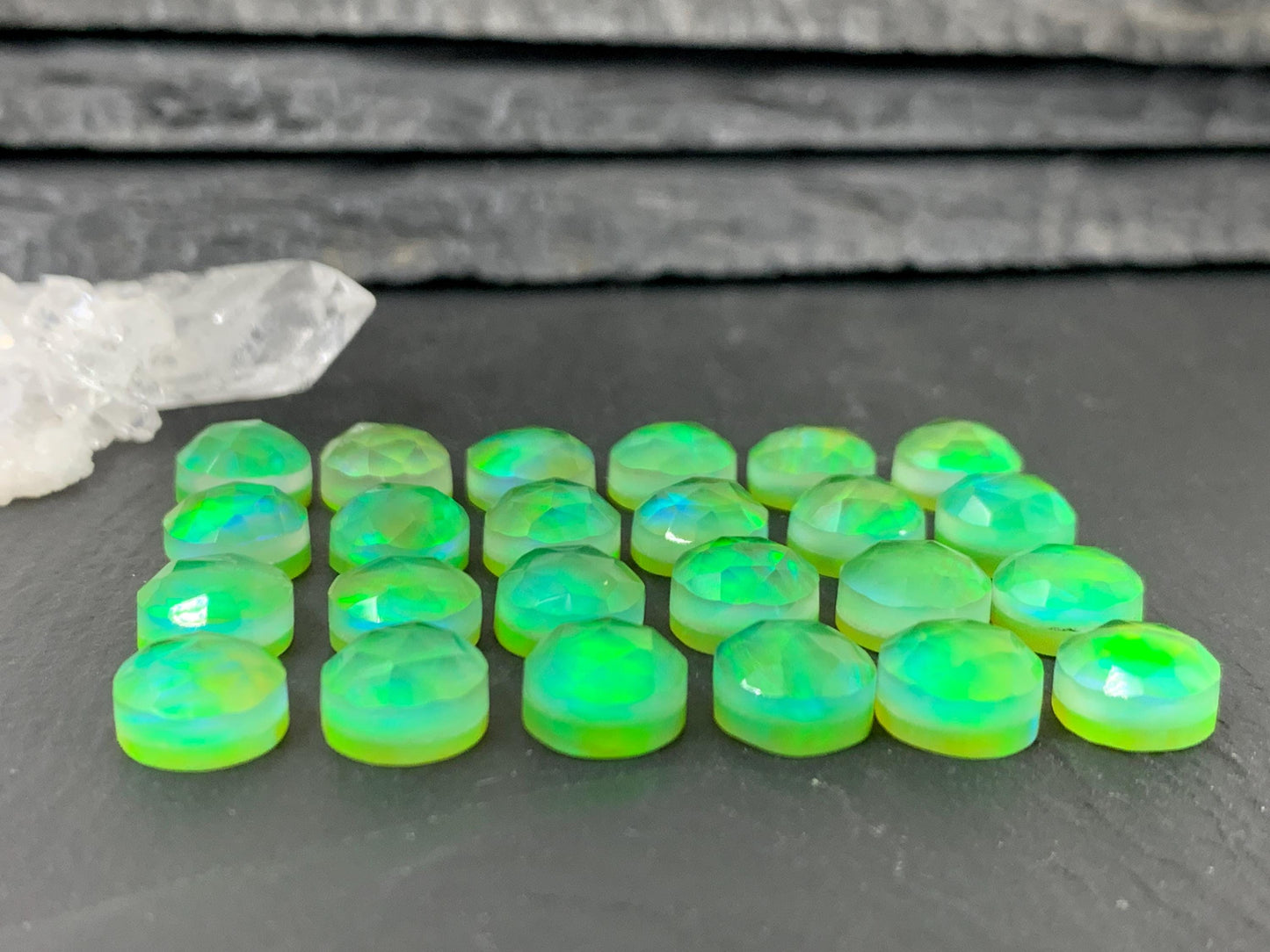 Faceted Aurora Opal round 8mm cabochon - Doublet cabochons