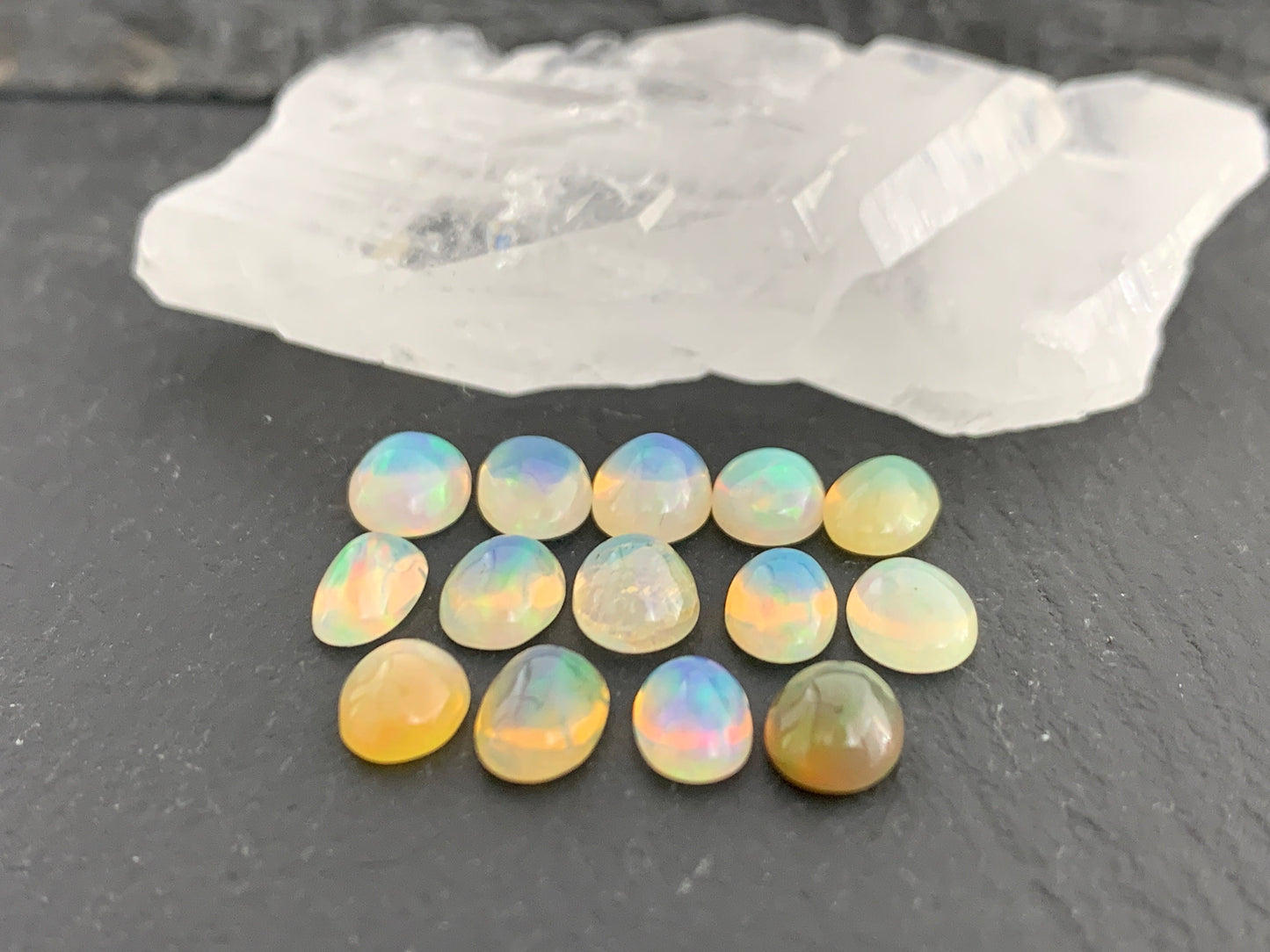 Ethiopian Opal oval 5x7mm cabochon