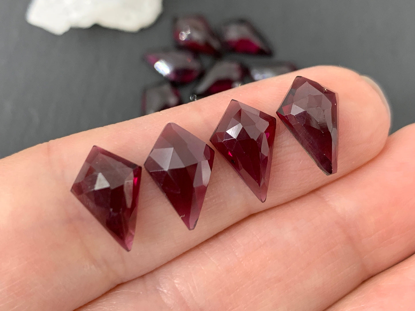 Faceted Garnet Kite 8x12mm cabochon