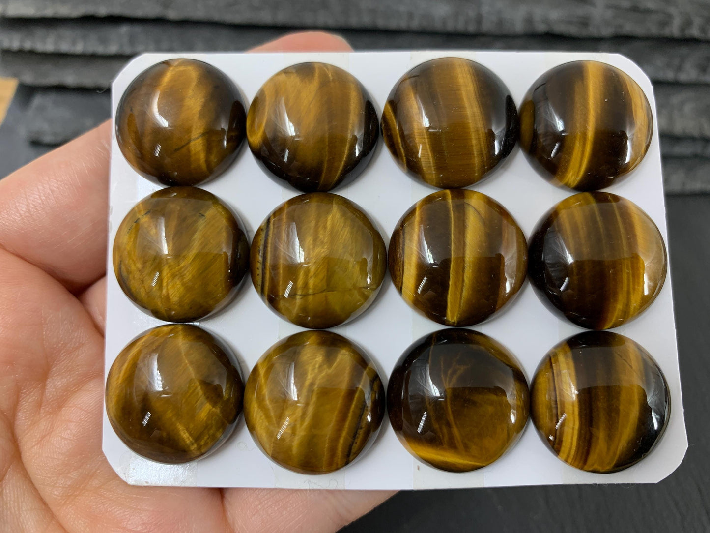 Tiger Eye round 20mm cabochon - Calibrated cabochons