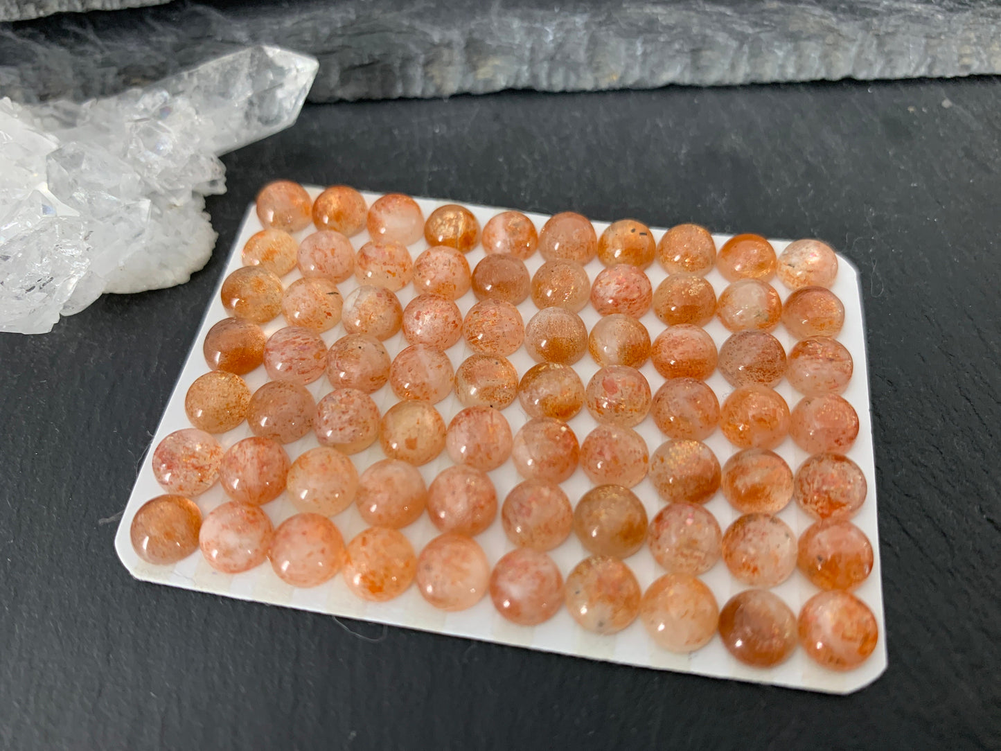 Sunstone round 6mm cabochon - Calibrated cabochons