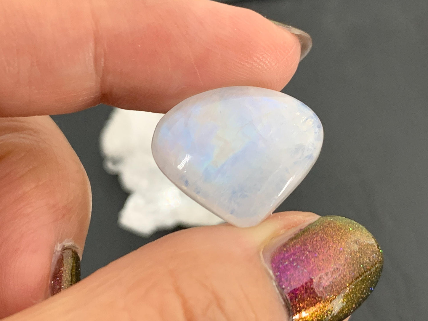 Rainbow Moonstone pear 16x19x7mm cabochon