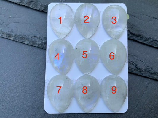 Rainbow Moonstone pear 18x25mm Cabochon