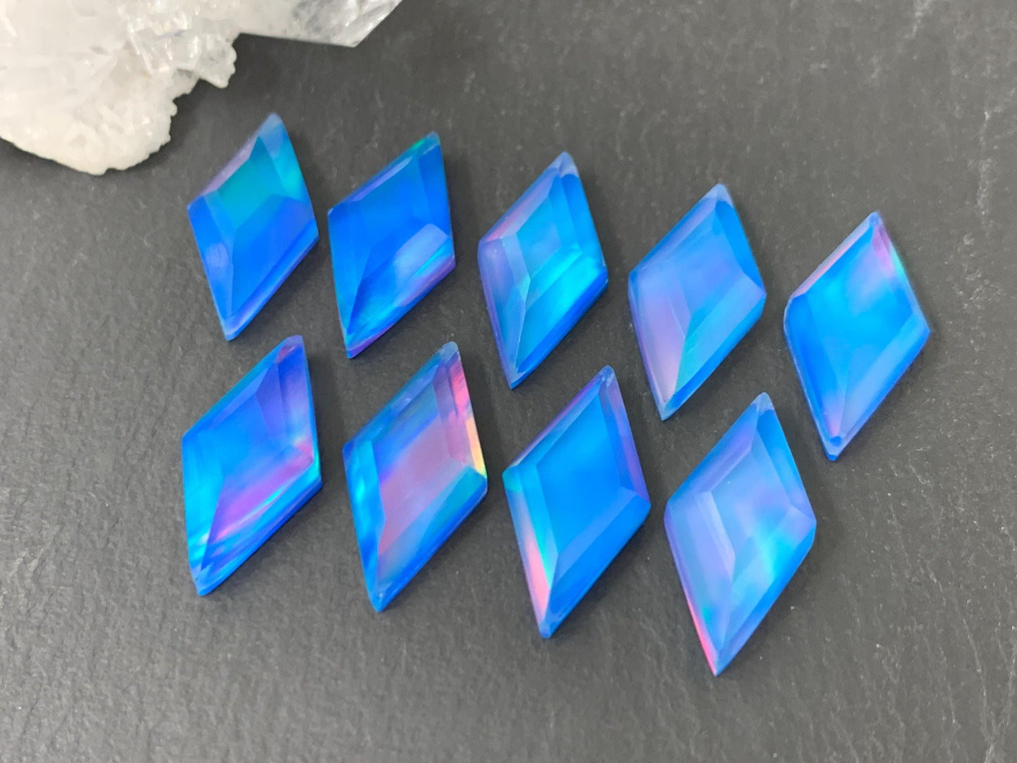 Faceted Aurora Opal rhombus 10x20mm cabochon - Doublet cabochons
